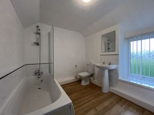 Bathroom 0124- click for photo gallery